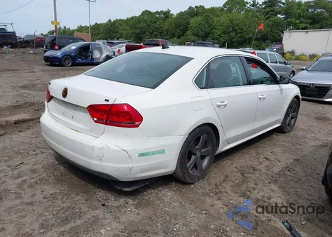 2012 Volkswagen Passat 2.5L Se из США, поврежденный, VIN 1VWBP7A34CC079520
